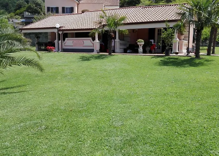 Bed and breakfast Terra Di Liguria 3*